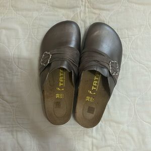 Birkenstock tatami clog, size 38.